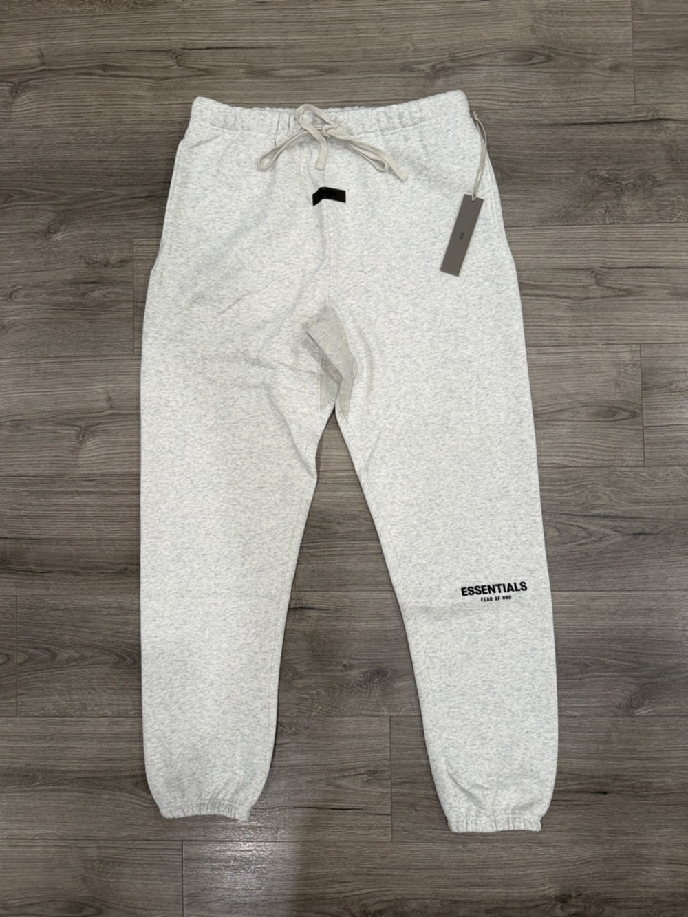 Essentials Fear Of God Light Oat Cuffed Sweat Pants Men’s Size Extra Large
